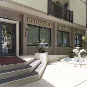 piccolo-hotel-cesenatico.emilia-romagnahotels.net/